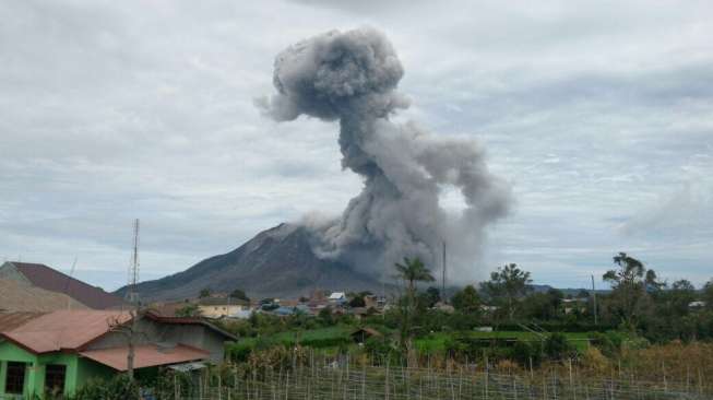 Gunung Sinabung (dok BNPB)