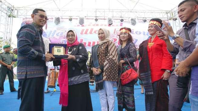 DPD Berharap Kain Ulos Jadi Warisan Budaya