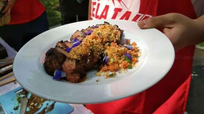 Lezatnya Rawon Diolah Jadi Steak ala Chef Revo