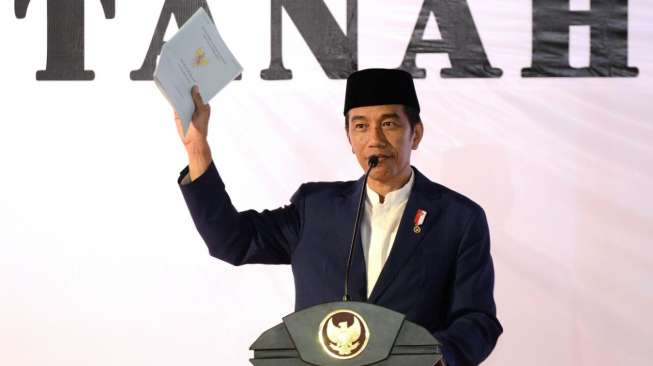 Tiga Tahun Berkuasa, Jokowi Enggan Nilai Kinerjanya Sendiri