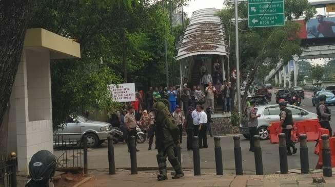 Kesaksian Pedagang Ketemu Pemuda Pemilik Koper Dekat Polda Metro