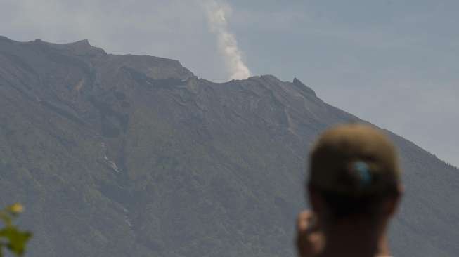 Status Darurat di Gunung Agung Kembali Diperpanjang