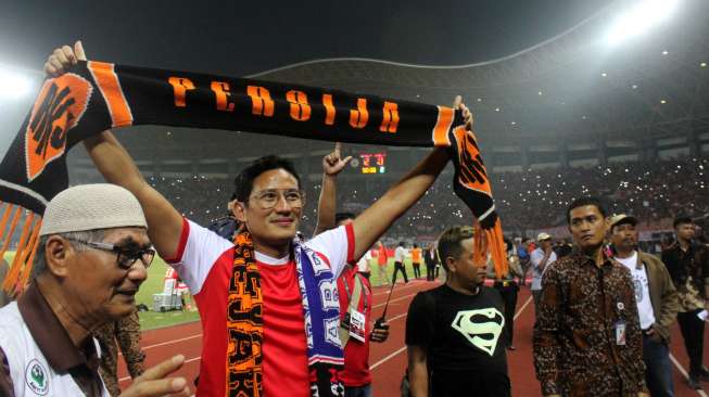 Hadapi Persib, Sandiaga Siap Bantu Persija soal Izin di Patriot