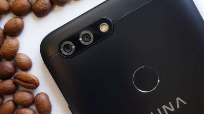 Luna Bakal Hadirkan Smatphone Andalkan Empat Kamera Selfie 28MP