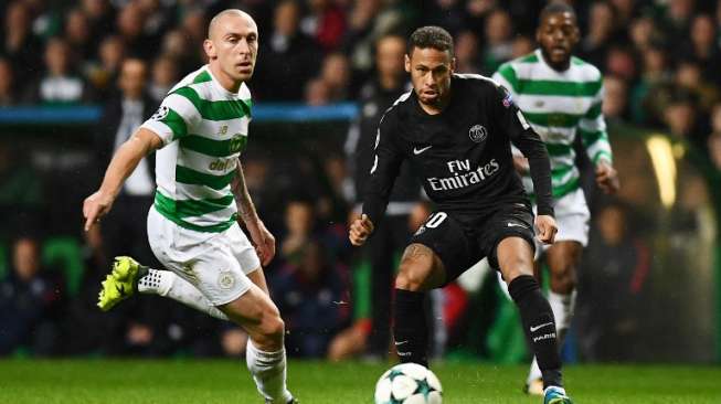 Fans Rusuh, PSG dan Celtic Didenda UEFA