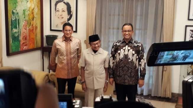 Pantau Kesehatan Habibie, Sandiaga: Keadaannya Alhamdulillah Baik