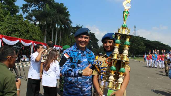 SMK Penerbangan Angkasa Malang berhasil meraih Juara Pertama Lomba Peraturan Baris Berbaris (PBB) Kreasi Piala Pangdam V Brawijaya, yang berlangsung di Lapangan Belanegara Brawijaya, Rampal Kota Malang, Senin (23/10).