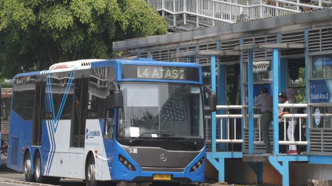 Transjakarta tengah mengkaji berbagai aspek untuk beralih.