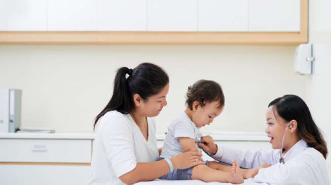 Pantau Tumbuh Kembangnya, Ini 3 Jenis Medical Check Up yang Dibutuhkan Anak