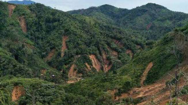 Obat-obatan Sulit Sampai ke Lokasi Longsor di OKU, Sumsel