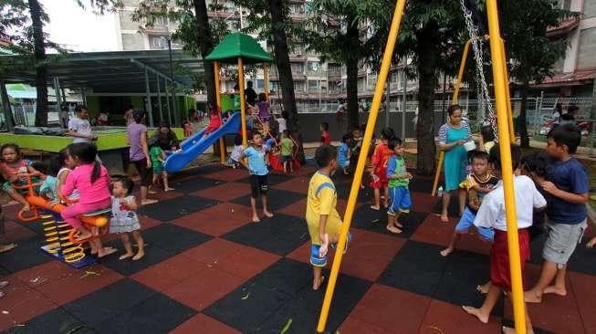 Ruang Publik Terpadu Ramah Anak (RPTRA) Benhil II, Tanah Abang, Jakarta, Rabu (15/11).