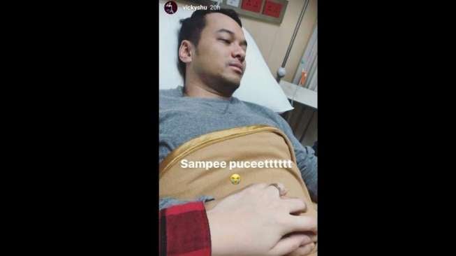 Menyedihkan Lihat Suami Vicky Shu Dilarikan ke UGD