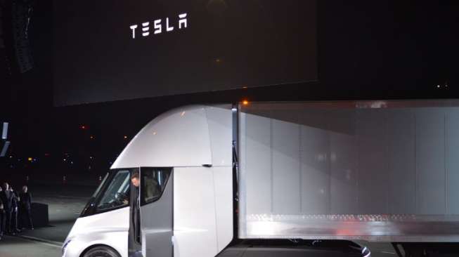 Truk Semi dan Baterai Mobil Listrik Siap Diproduksi Tesla Gigafactory Reno, Investasi Mencapai Rp 54 T
