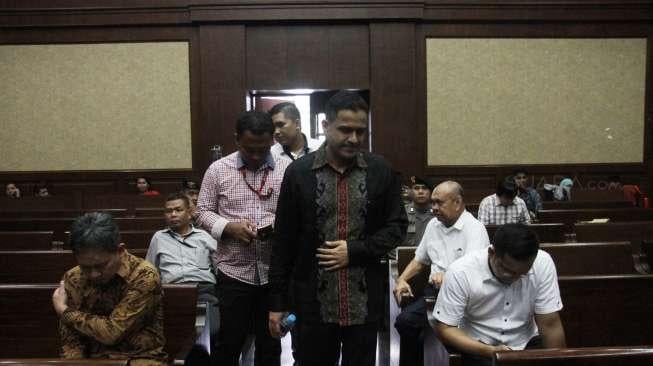 Mantan Bendahara Umum Partai Demokrat M Nazaruddin menjadi saksi sidang perkara proyek e-KTP di Pengadilan Tipikor, Jakarta, Senin (20/11).