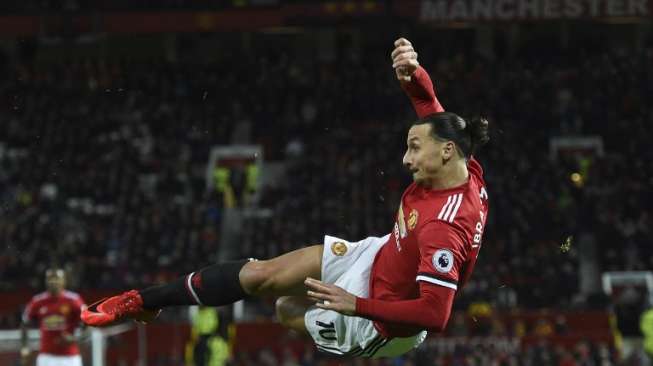 Berdalih Cari Tantangan Baru, Ronaldo Justru Kena Semprot Ibrahimovic