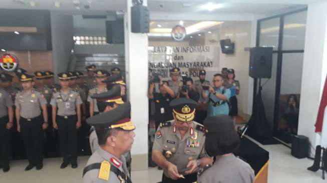 Sertijab Divisi Humas, Rikwanto Diganti Kapolres dari Surabaya