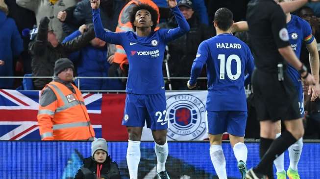 Willian Luputkan Chelsea dari Kekalahan di Kandang Liverpool