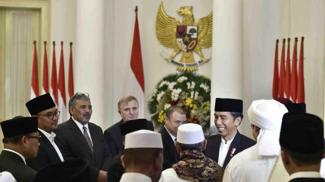 Presiden mengajak untuk senantiasa meneladani Nabi Muhammad SAW.