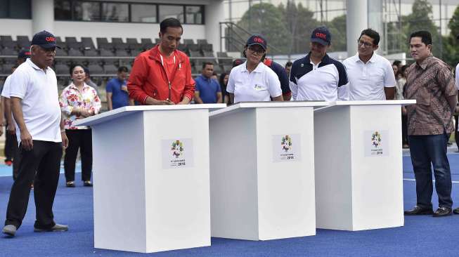 Presiden Jokowi meresmikan empat venue Asian Games di Kompleks Gelora Bung Karno, Jakarta, Sabtu (2/12).