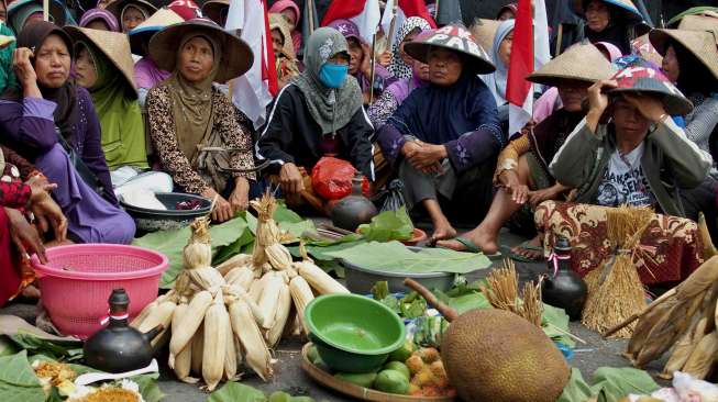 Meminta untuk tidak memperpanjang izin lingkungan pembangunan pabrik semen.