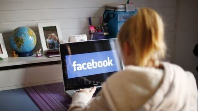 Ajukan Pertanyaan Intim ke Pengguna, Facebook Diprotes