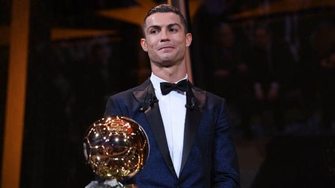 Eks Striker Barcelona: Ronaldo Tak Pantas Raih Ballon d'Or