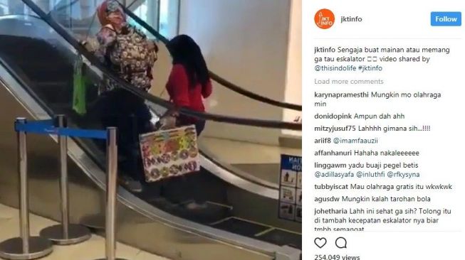 Kelakuan Ibu-ibu di Eskalator Bikin Netizen Ngakak