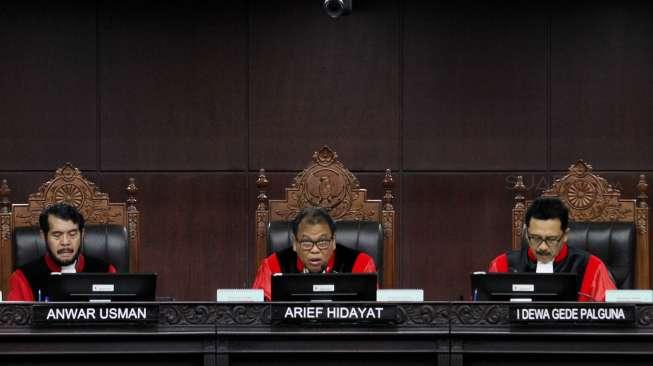 MK Menolak Seluruh Gugatan Perppu Ormas