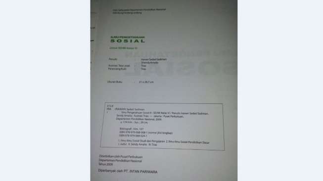 Buku IPS kelas VI. [KPAI]
