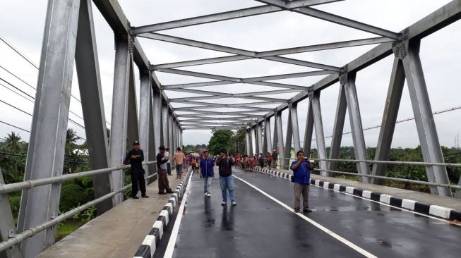 Binamarga Uji Kelayakan Jembatan Cipamingkis