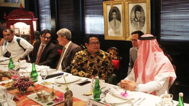 Ketua Umum PKB Muhaimin Iskandar menggelar pertemuan dengan sejumlah Duta Besar negara-negara Timur Tengah seperti Mesir, Palestina, Iran, Qatar, Saudi Arabia, dan Yaman di, Jakarta, Jumat (22/12).