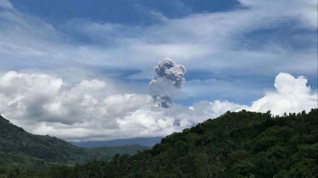 Gunung Agung Meletus, Bandara Ngurah Rai Masih Aman Beroperasi