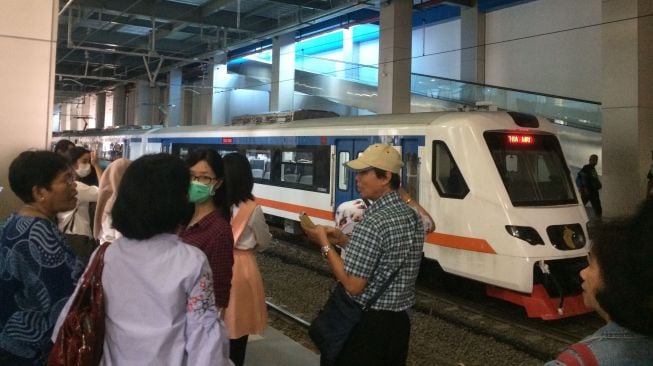 Antusias Penumpang Kereta Bandara: Yuk Coba! Mumpung Masih Promo