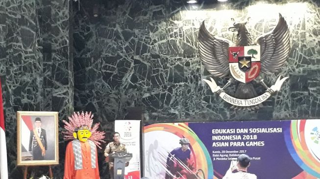 Sandiaga Sindir Sylviana Murni Lupa Salam Satpol PP