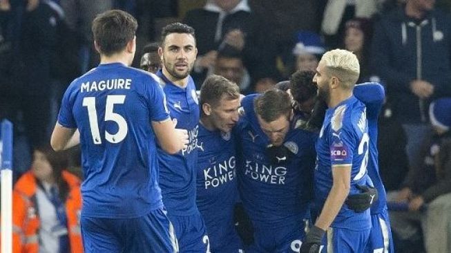 Pemain Leicester City rayakan gol ke gawang Manchester United [AFP]