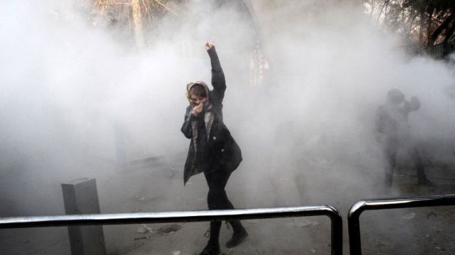 Kebangkrutan Neoliberalisme Rouhani, Kebangkitan Rakyat Iran