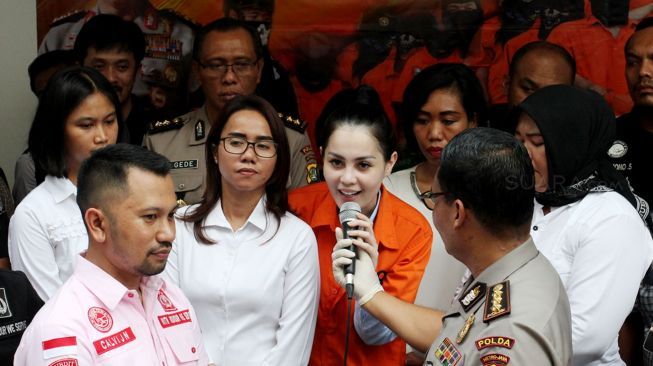 Jennifer Dunn kembali tertangkap polisi karena kasus narkoba jenis sabu. (Oke Atmaja)