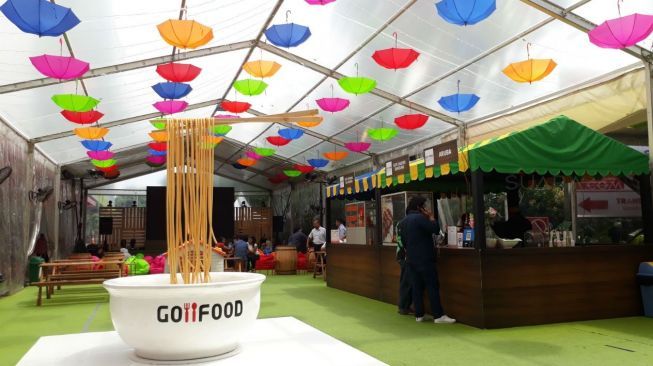 Go Food Festival digelar di Pasaraya Blok M sejak 19 Desember 2017 hingga 19 januari 2018. (Suara.com/Dinda Rachmawati) 