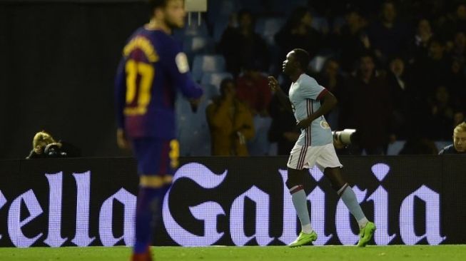 Pemain Celta Vigo Pione Sisto rayakan golnya ke gawang Barcelona. Pertandingan yang berlangsung di Balaidos, Jum'at (5/1/2018), berakhir imbang 1-1 [AFP]