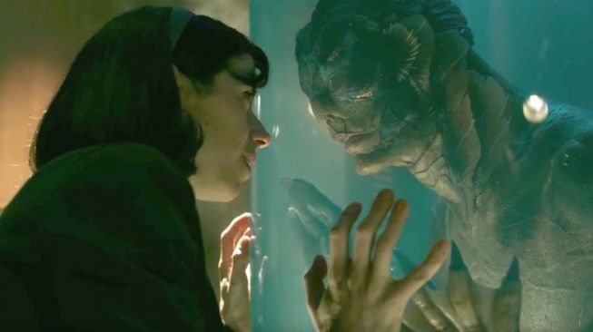 Salah satu adegan di film Shape of Water