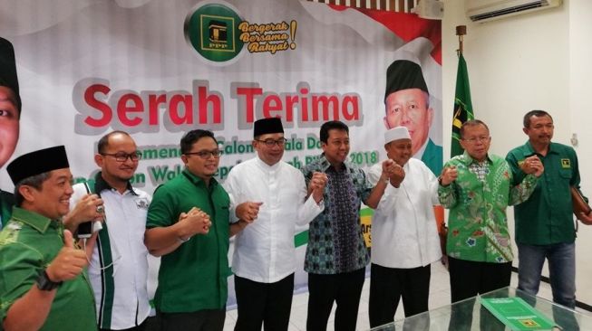 Duet dengan Uu, Ridwan Kamil: Kami Sama- Sama Cucu Kyai