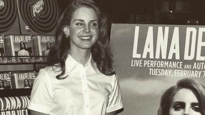 Lana Del Rey (Instagram)