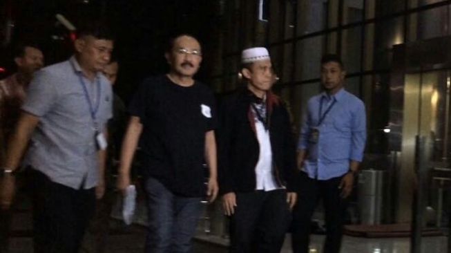 Mantan Kuasa Hukum Setya Novanto, Fredrich Yunadi dijemput paksa KPK. (suara.com/Ummi Hadya Saleh)