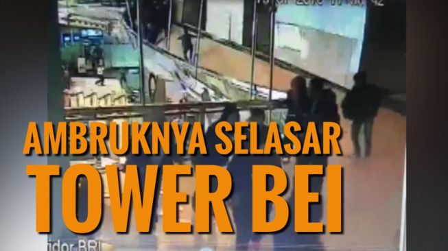 Tragis, Detik-Detik Ambruknya Selasar Tower II BEI