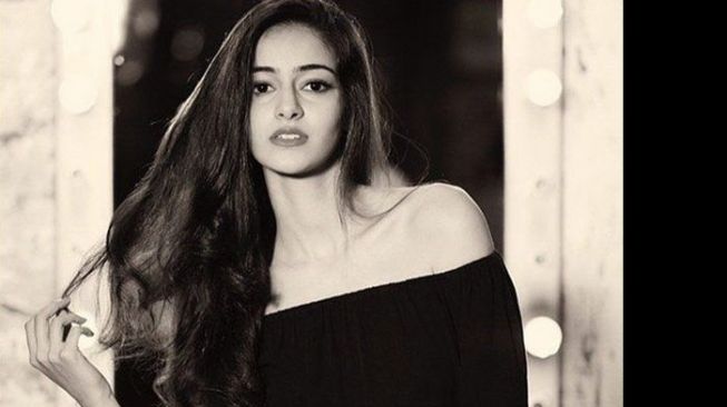 5 Artis Bollywood Ini Punya Putri Cantik dan Calon Bintang