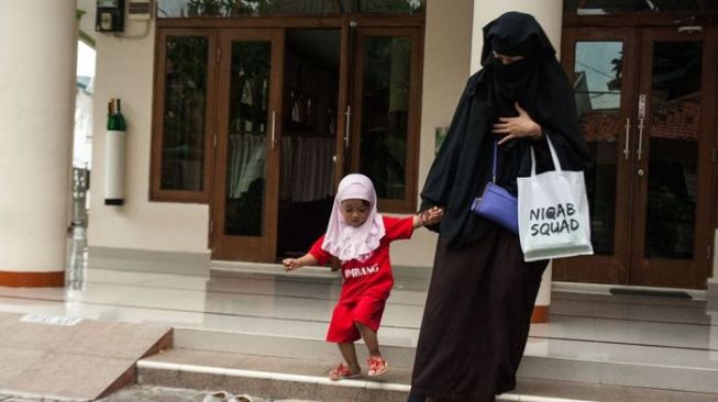 Pelarangan Cadar di UIN Yogya, Ini Komentar Kemenag