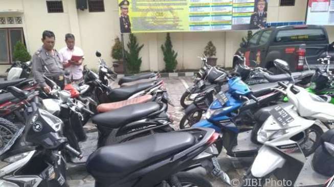 Klithih Bawa Samurai Hingga Papan Paku, 27 Pemuda Ditangkap Polres Klaten