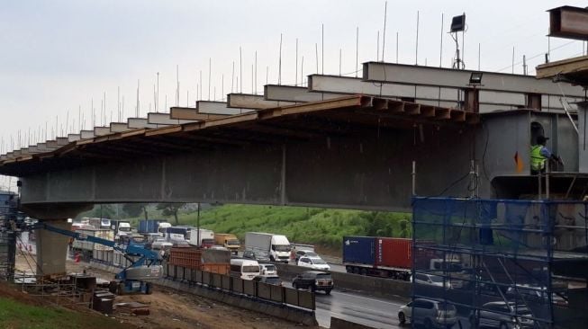 Jalan Tol Japek II Elevated akan Beroperasi April 2019