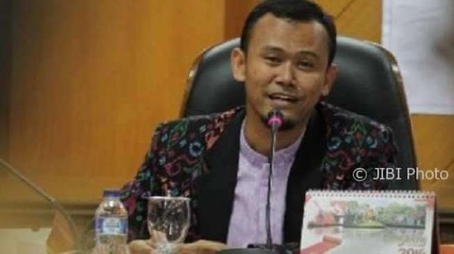 TRANSPORTASI JATENG : Taksi Online Terancam Off, Masyarakat Diserukan Beri Masukan