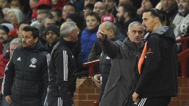 Jawaban Ibrahimovic saat Disuruh Memilih antara Mourinho dan Guardiola